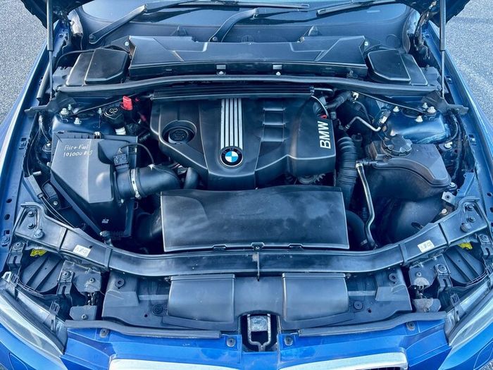 Bmw 320d Coupe (e92 Se Highline) Manual