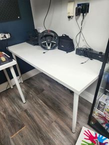 ikea desk/table