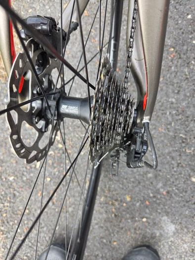 Cannondale synapse carbon disc 105