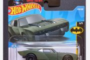 Hot Wheels Batmobile New On Card