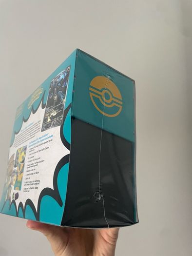 Pokemon Ascended Heros Elite Trainer Box