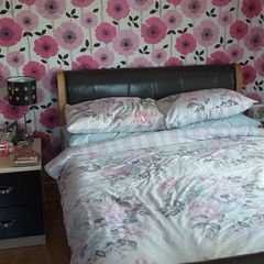 double bed and 2 lockers