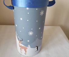Aynsley Winter Animals Stacking Mugs
