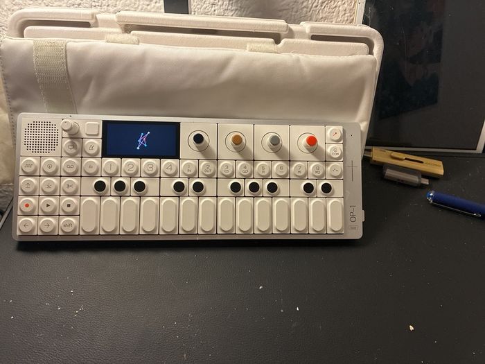 Op-1 Field Teenage engineering