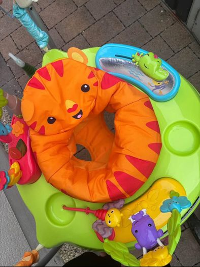 Jumperoo in great condition! Clean, fun, and perfect for your little