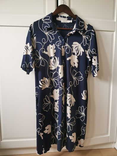 Masai dress, size M
