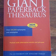 Chambers Giant Paperback Thesaurus by C Schwarz