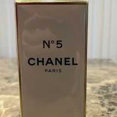 chanel no 5 talc