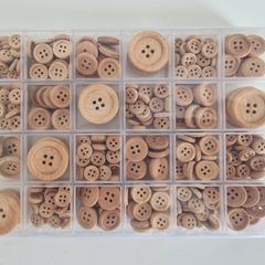 Wooden buttons