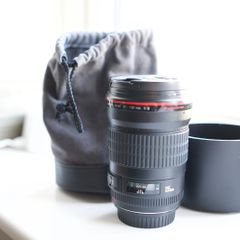 Canon EF 135mm f2L USM (Excellent Condition)