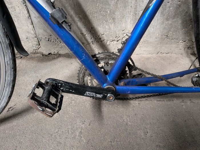 Large Giant FCR2.5 (needs rear wheel)