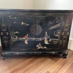 Beautiful Chinese Style Black Lacquer Cabinet , Hand-Painted Decoration