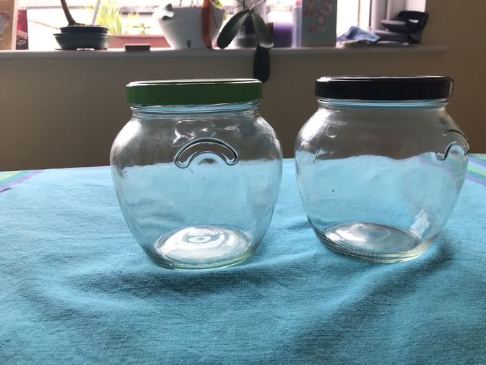 jars