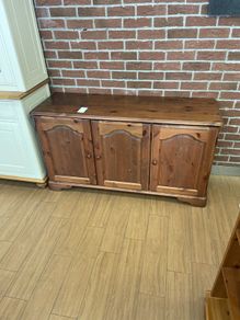 sideboard