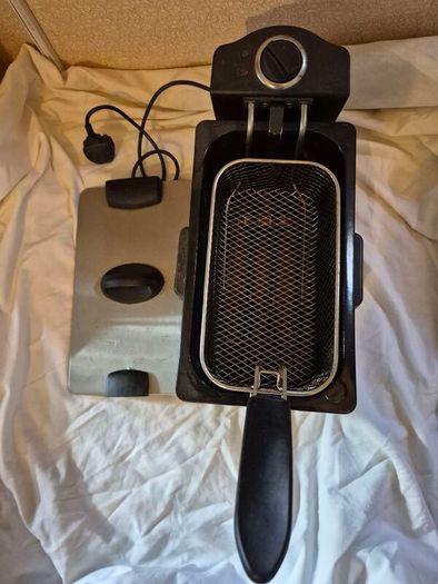 Russell Hobbs Deep Fat Fryer