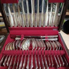 vintage newbridge cutlery set