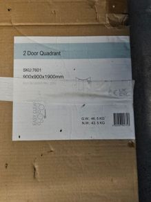 900x900 quadrant shower door
