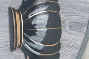 Black 22ct Gold Vintage Vessel