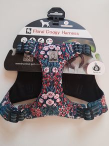 Dog harness.Truelove.Size M.Brand new.