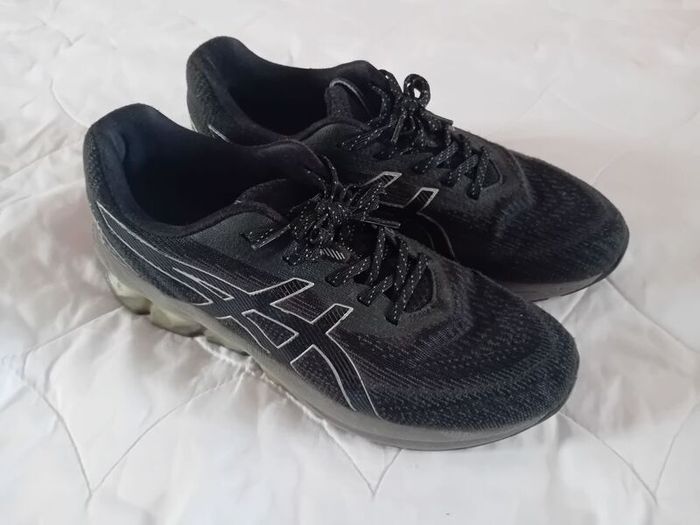Asics trainers