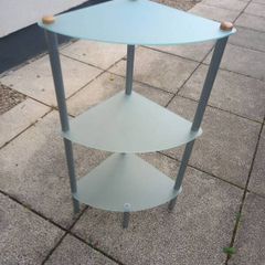 Free bathroom shelf