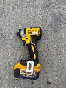 Dewalt impact an battery