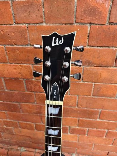 ESP LTD EC-256 See Thru Purple - Mint Condition