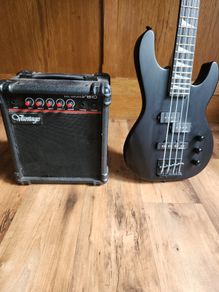 Jackson JS1X Concert Minion Bass + Vantage VB10 Bass Amp