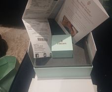 Engagement Ring Brand New Stunning Absolutely No Offers