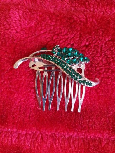 12 hair pins