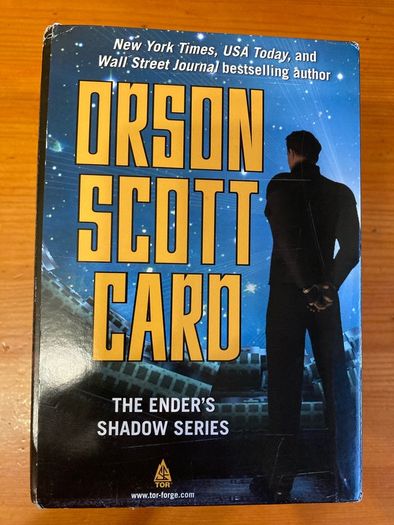 Science-Fiction books: 'The Ender's Shadow' series