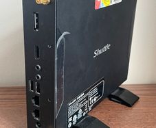 Shuttle XPC DS67U (fanless barebone)