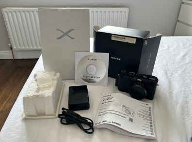 Fujifilm X100F with Fujinon 23mm F2 lens