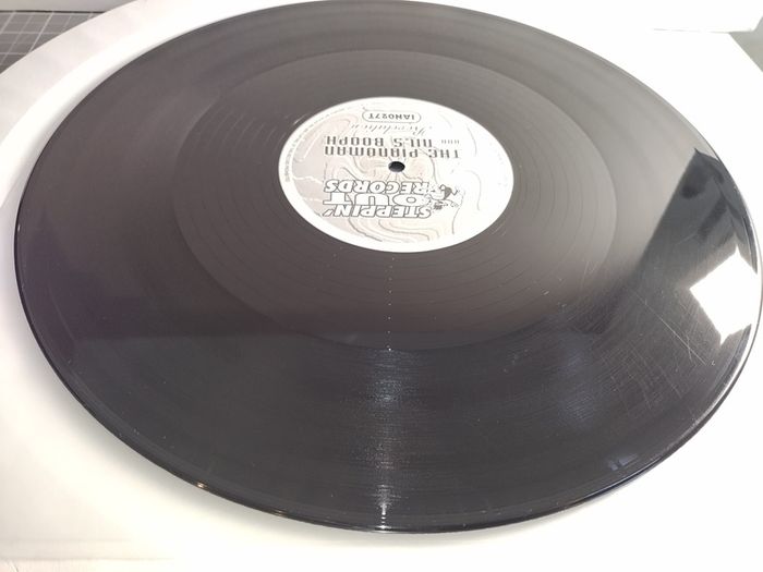 Piano Man - Revelation - Steppin' Out Records - Uk 90s Piano House Banger!