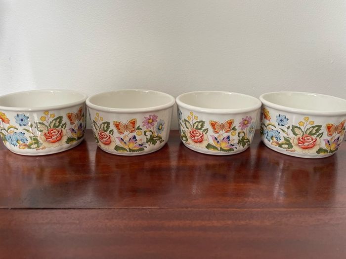 Vintage Aynsley Cottage Garden Set of 4 Ramekin Dishes