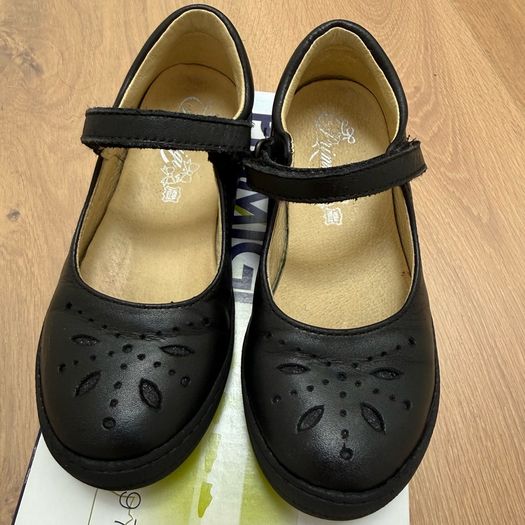 Primigi black leather school shoes size 10 1/2 EU29