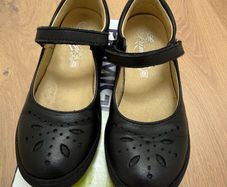 Primigi black leather school shoes size 10 1/2 EU29