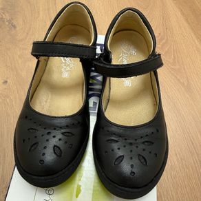 Primigi black leather school shoes size 10 1/2 EU29