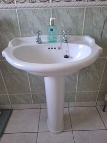 Bathroom ware