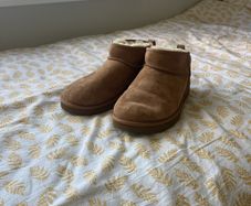 Australian UGG Men's Sheepskin Ankle Boot Size UK9/EUR43