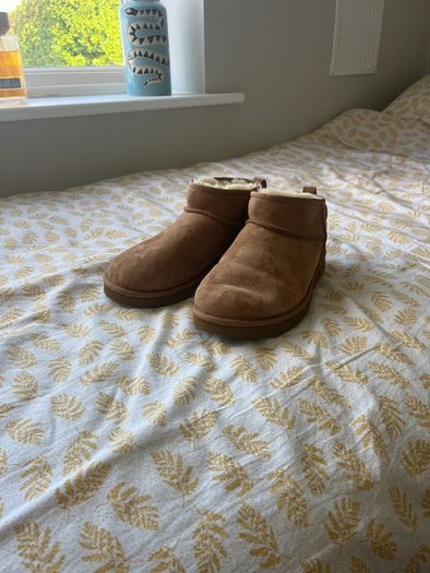 Australian UGG Men's Sheepskin Ankle Boot Size UK9/EUR43