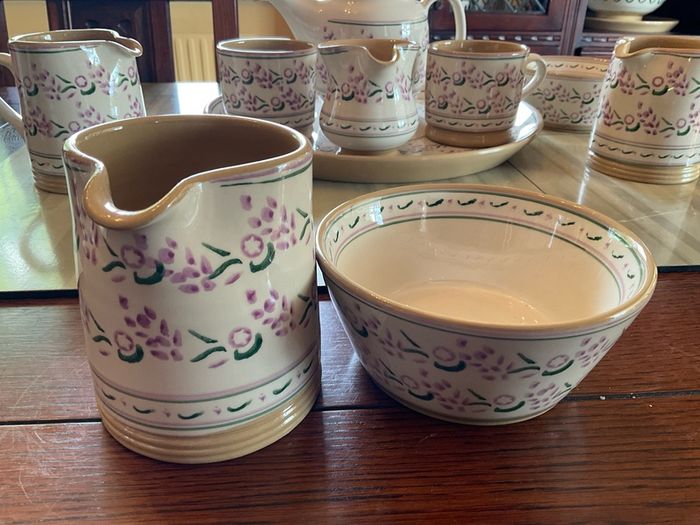 Nicholas Mosse  new  Lavender set  from Washington  creek . A cylinder jug and a bowl