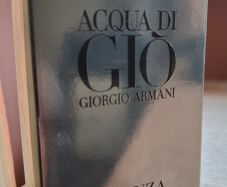Giorgio Armani Acqua Di Gio Essenza (75 mL)
