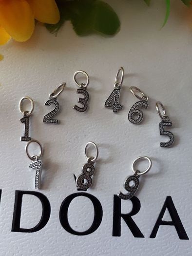 New genuine pandora number charms