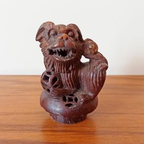 Foo dog traditional mythical guardian creature height 7.5cm