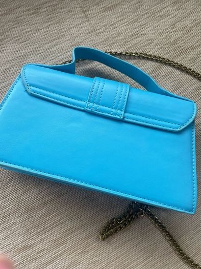 Jacquemus hand bag ( dupe)