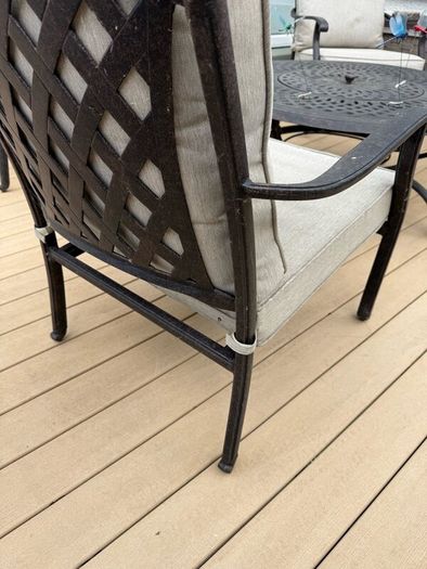 Garden chairs & table set