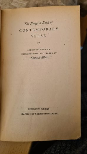 Contemporary Verse. Edited By Kenneth Allott. Paperback In Good.