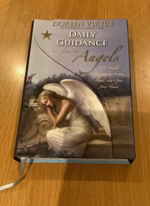 Daily Guidance from Your Angels: 365 Angelic Messages to Soothe, Heal, and Open Your Heart