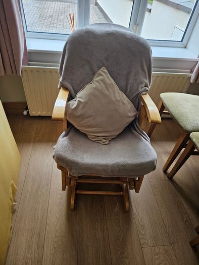 Nursing chair